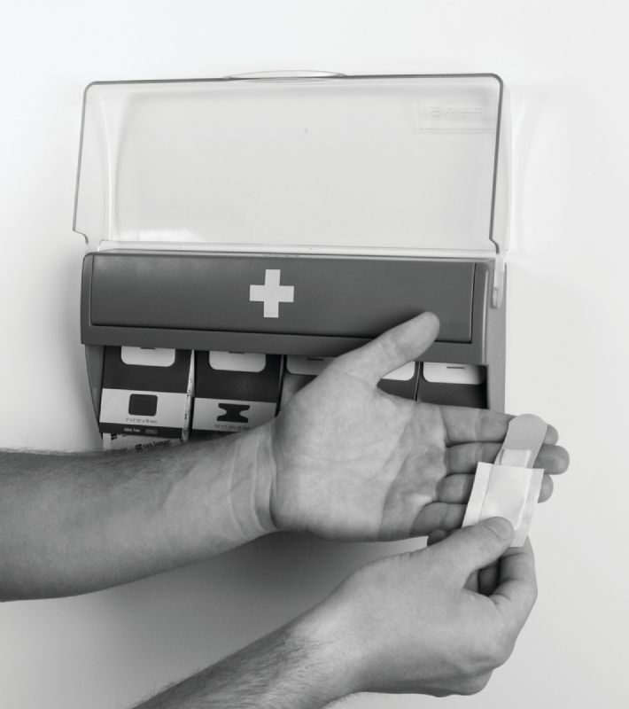 DISPENSER BANDAGE FIRST AID 5 COMP