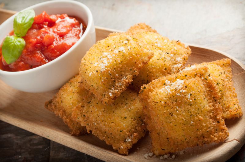 RAVIOLI BEEF SQR BREADED 2