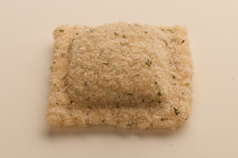 RAVIOLI BEEF SQR BREADED 2
