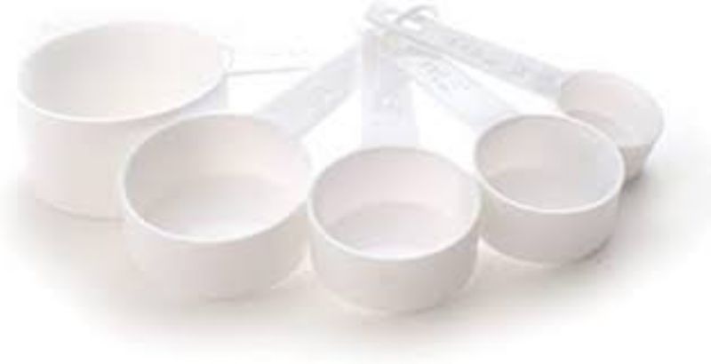 MEASURE CUP SET PLASTIC