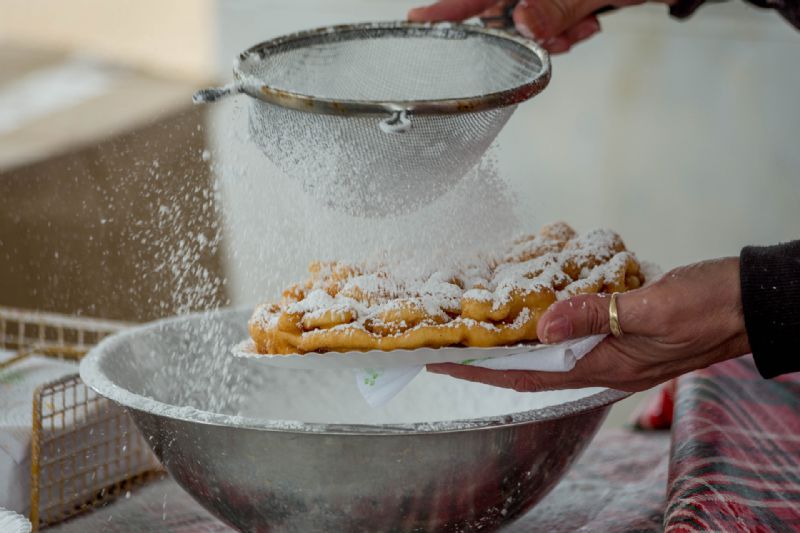 MIX FUNNEL CAKE